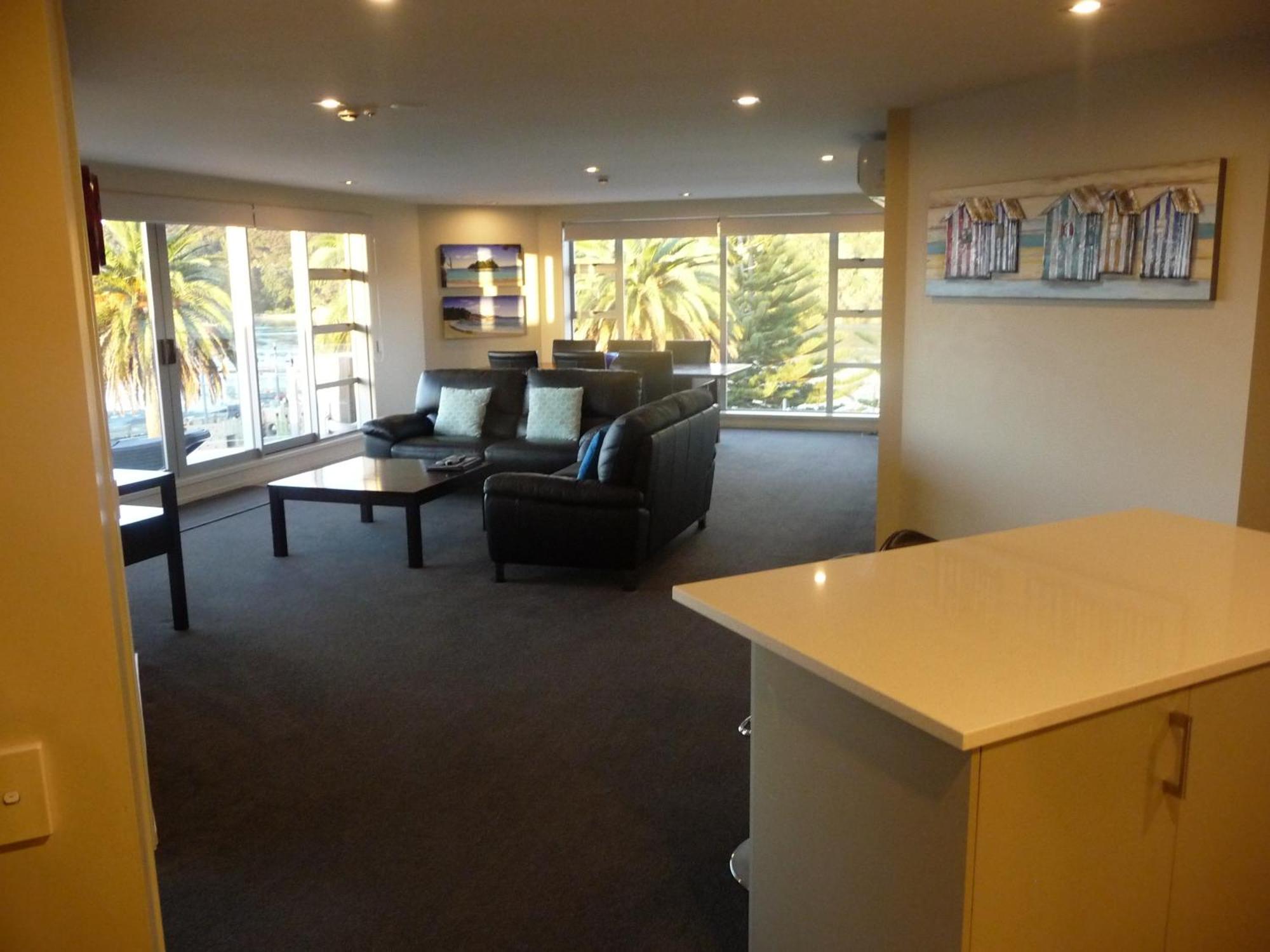 Esplanade 4*